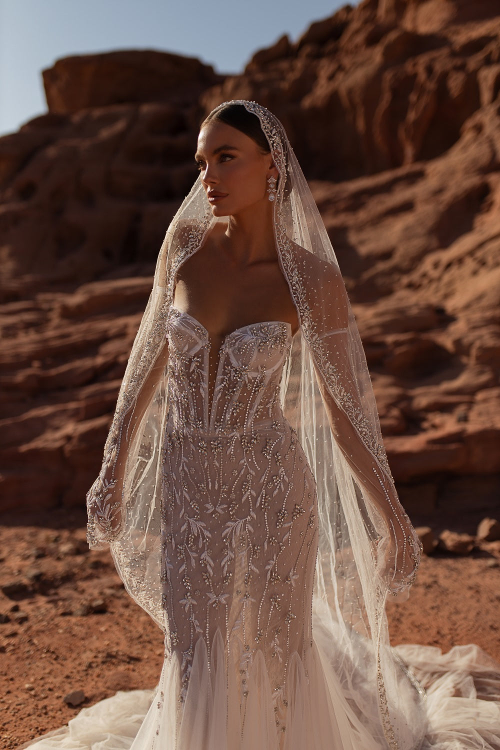 Giselle #2616 – Julie Vino Wedding Dress with Skirt & Veil