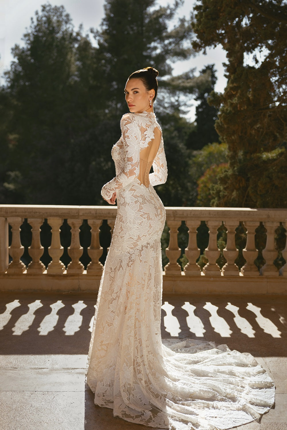 Yasmin #2708 – Julie Vino Wedding Dress