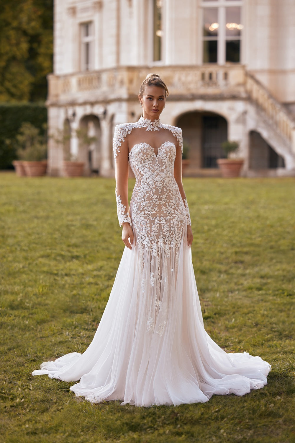 Noelle #3001 – Julie Vino Wedding Dress