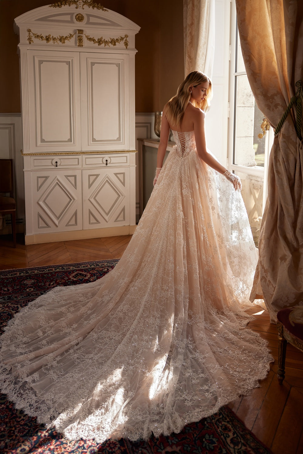 Brigitte #3004 – Julie Vino Wedding Dress