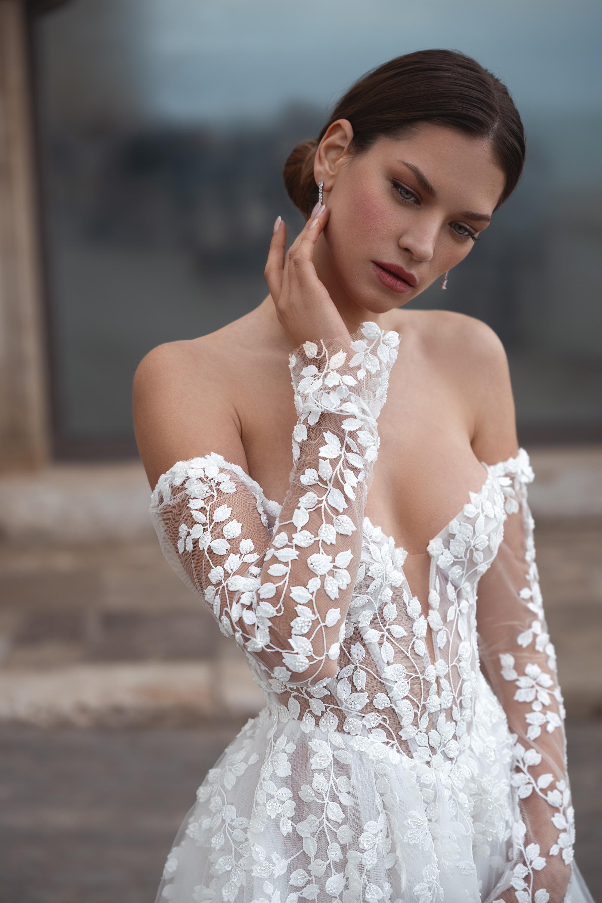 Faith MB25-5 – Mimosa by Julie Vino Wedding Dress