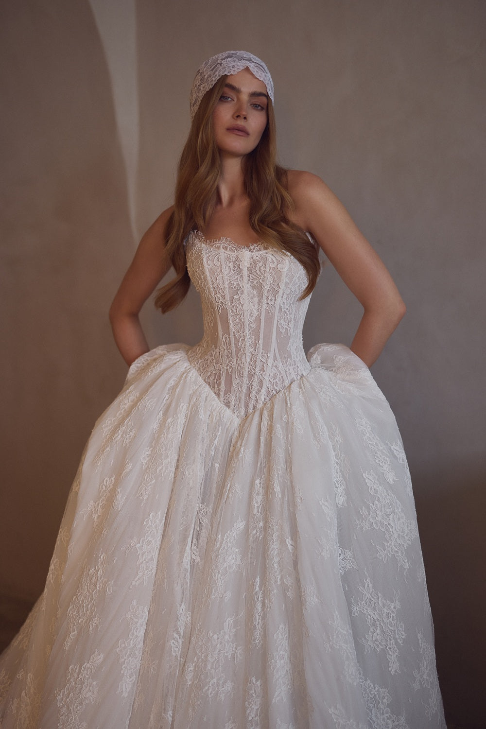 Verona MB27-3 L'amour Mimosa by Julie Vino