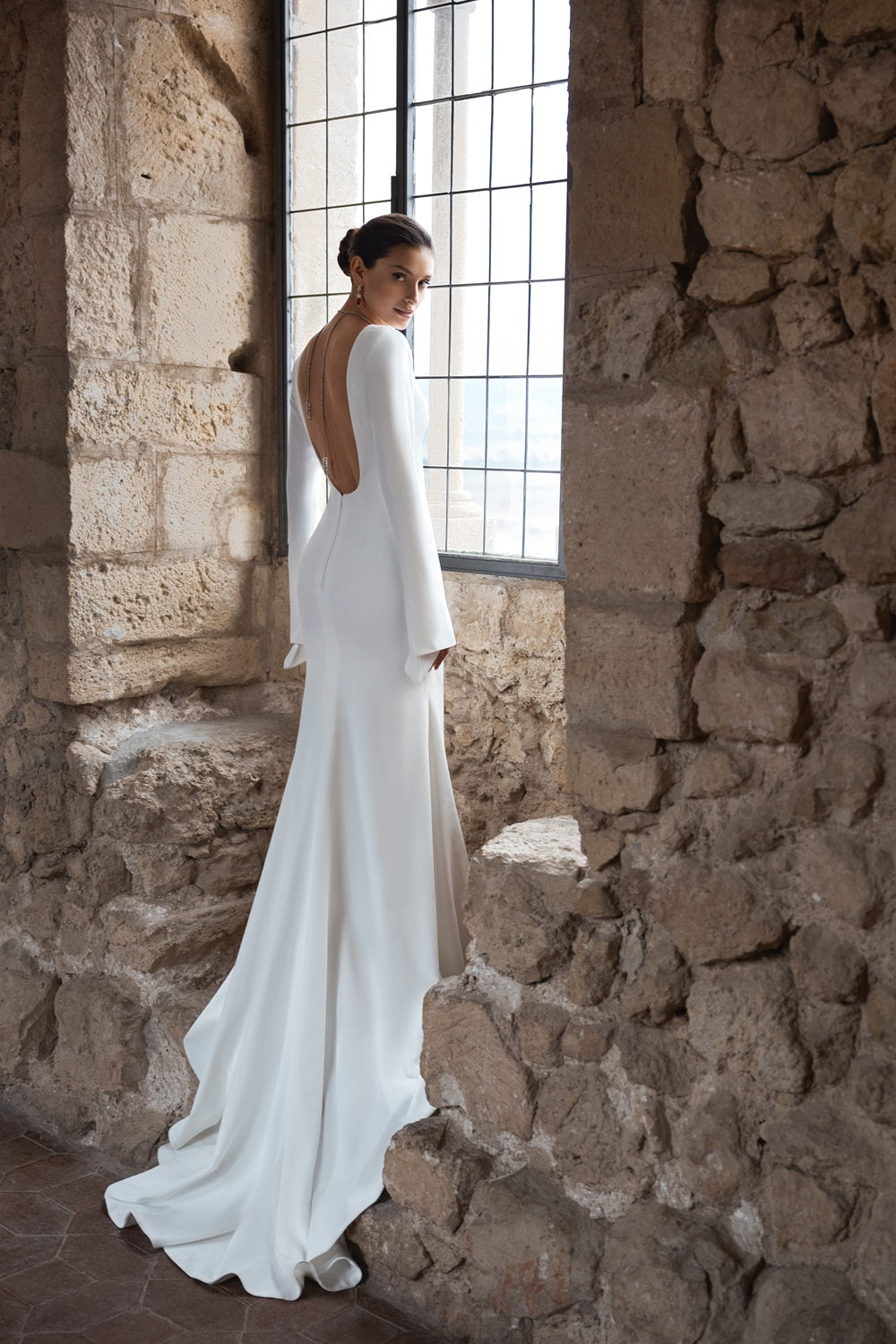 Paige PR25-13 – Pure by Julie Vino 2025 Wedding Dress