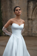 Charlotte PR25-1 – Pure by Julie Vino 2025 Wedding Dress