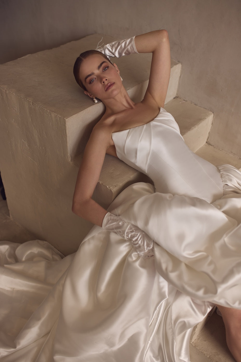 Tessa PR27-2 White Symphony Pure by Julie Vino