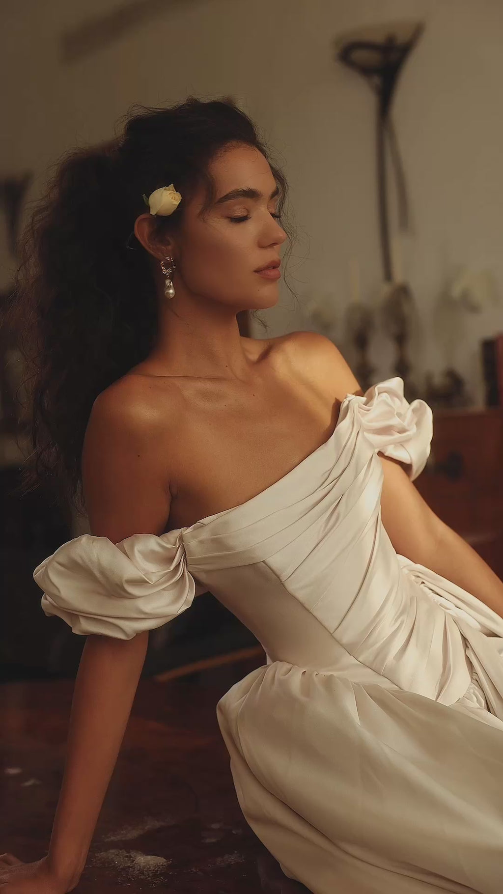 Kira #MB25-25 – Julie Vino Mimosa Wedding Dress