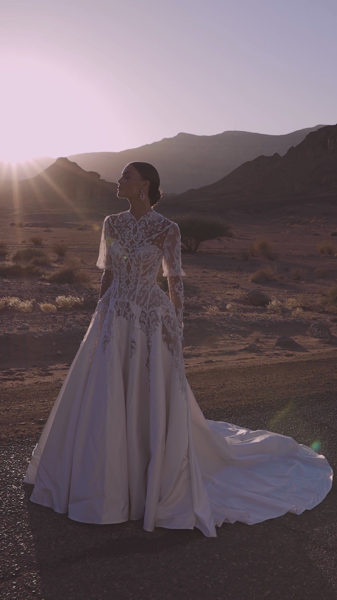 Anna #2617 – Julie Vino Wedding Dress