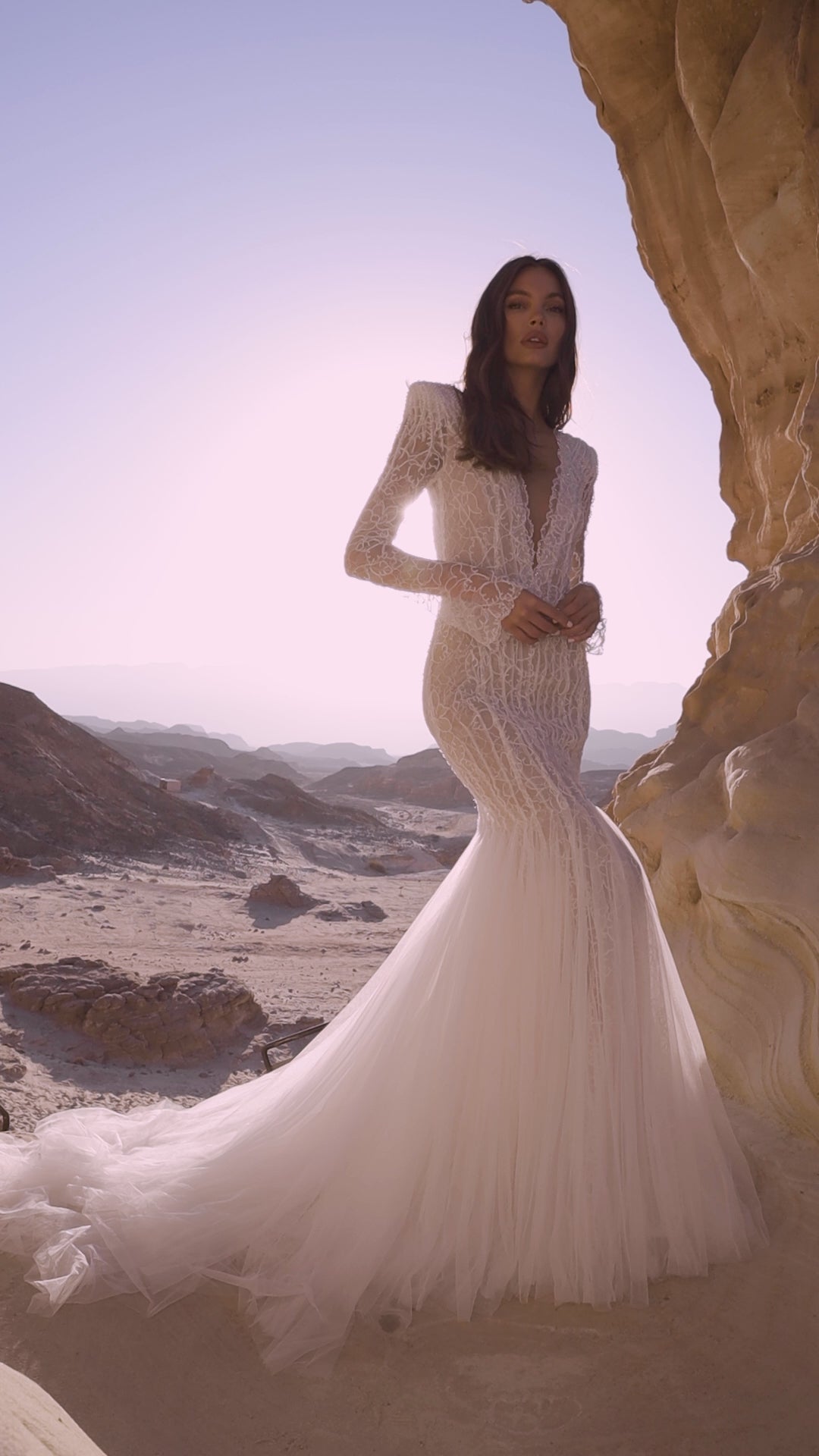 Raquel #2604 – Julie Vino Red Rock Wedding Dress