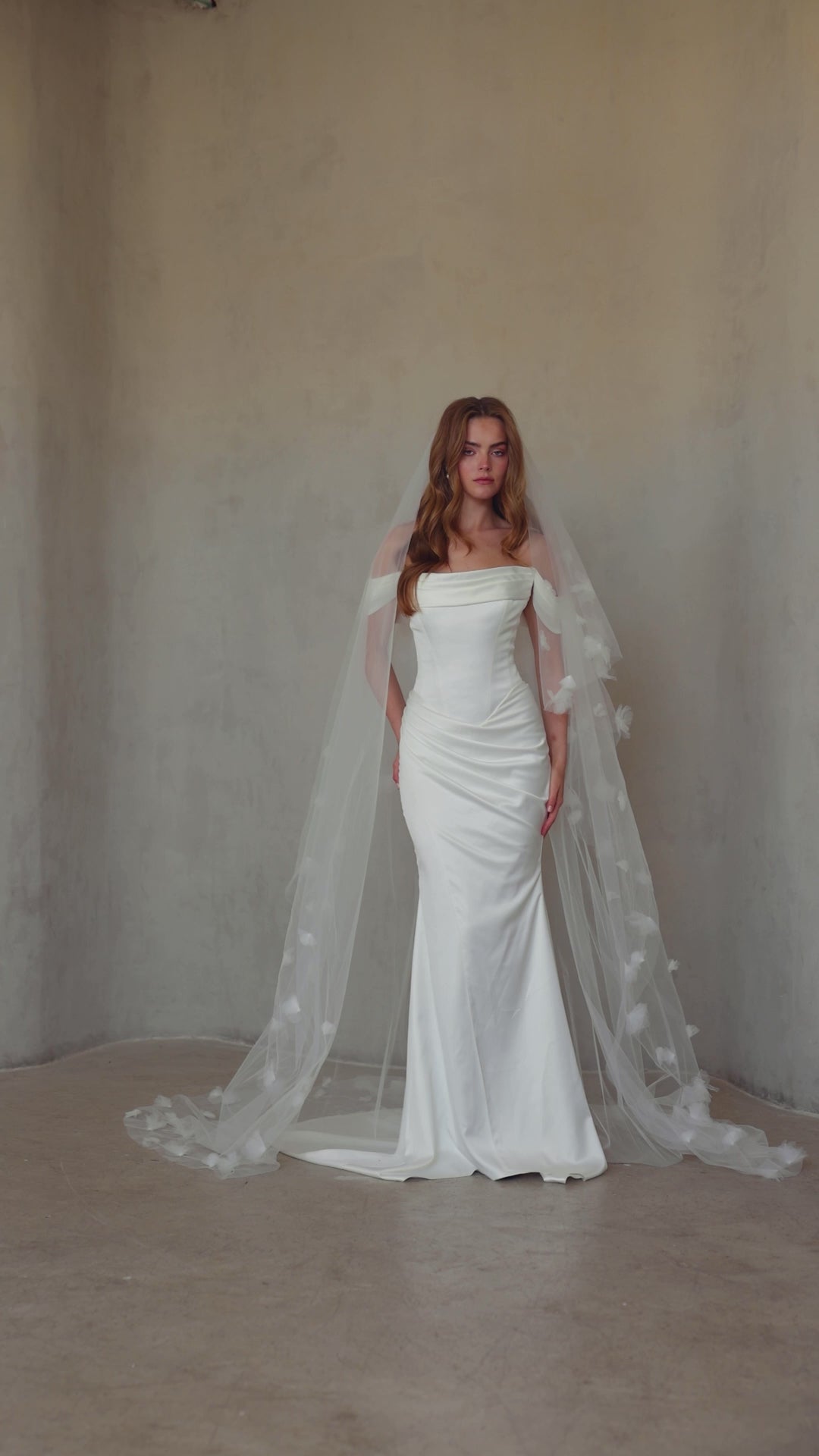 Amara PR27-4 White Symphony Pure by Julie Vino